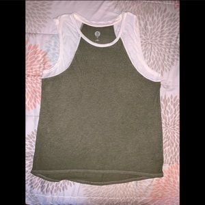 Sleeveless Green Shirt: size Large